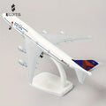 Boeing 747  Delta aircraft model 20cm